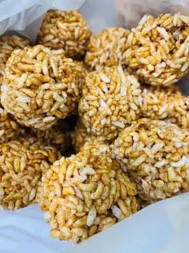 Moori Lai (Murmura Lai Laddu)