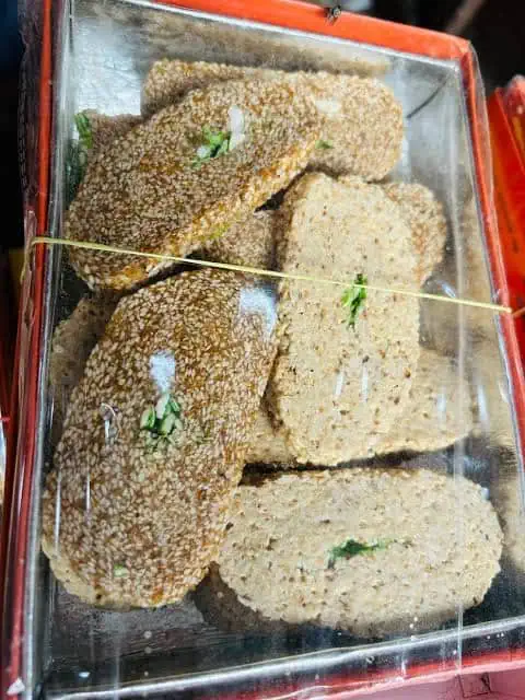 Tilkut GAJAK TIILPATTI Khasta Gajjak