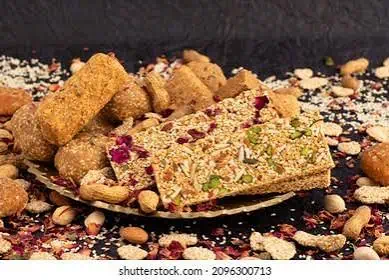Khasta Gud Gajak